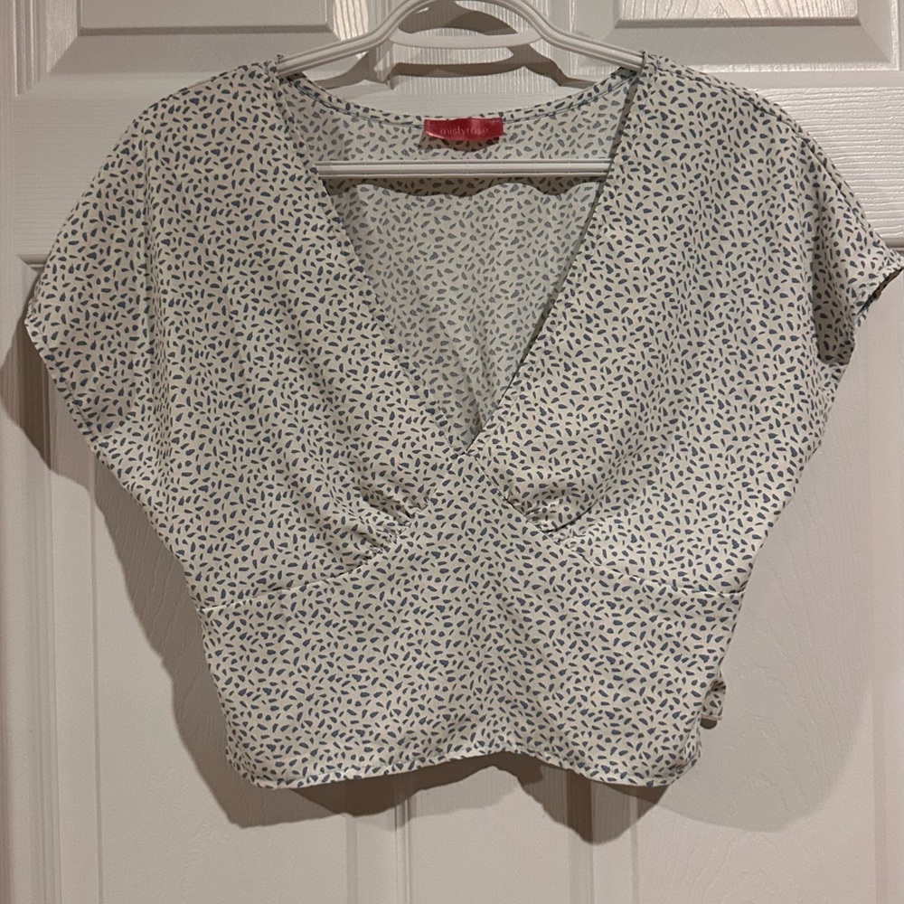 💚 Misty Rose - Women's White and Blue Patterned Top